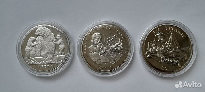 Монеты в капсулах