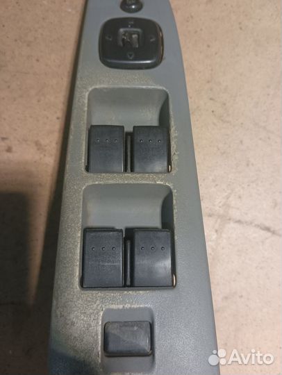 Блок управления стеклоподъемниками Mazda Axela