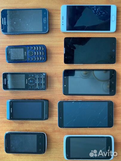 10 телефонов на запчастм