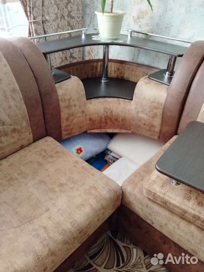 Угловой диван