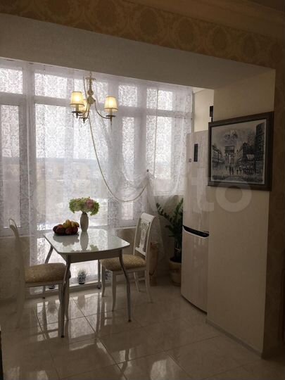 3-к. квартира, 100 м², 8/9 эт.