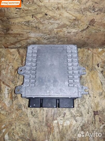 Блок управления двигателем Infiniti MEC100-790