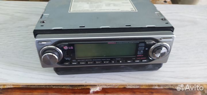 Автомагнитола LG