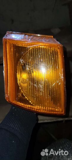 Фара передняя левая Ford Transit поворотник