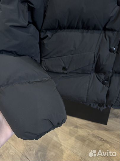 Пуховик женский Miu Miu S