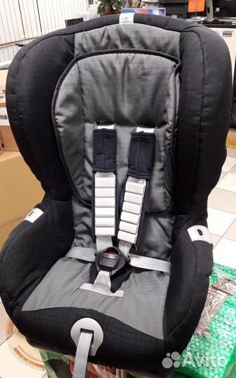 Автокресло немецкое Britax Romer с системой isofix