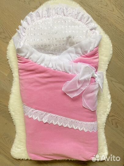 Комплект на выписку зимний новый