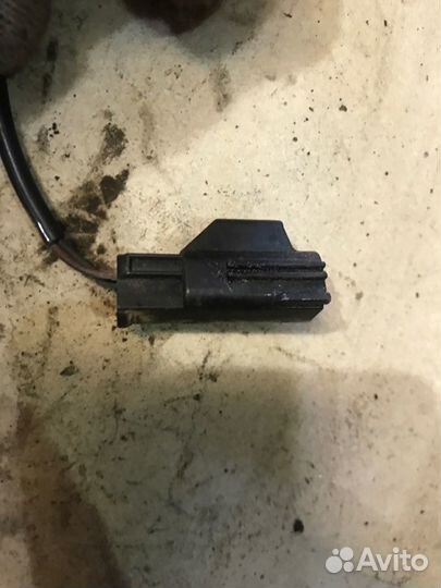 Датчик abs прав. перед. Volvo S60