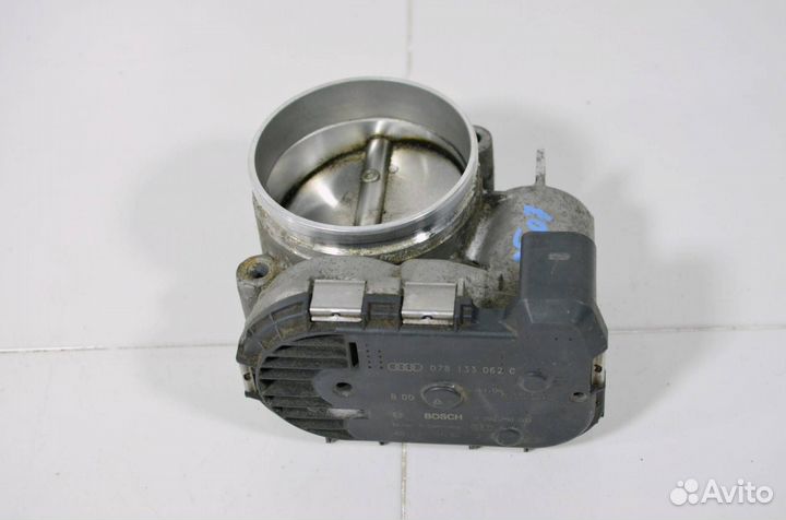 Дроссельная заслонка Audi A6 C6 3.2 QU. 2004+