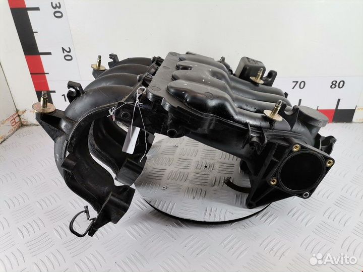 Коллектор впускной для Volkswagen Golf 4