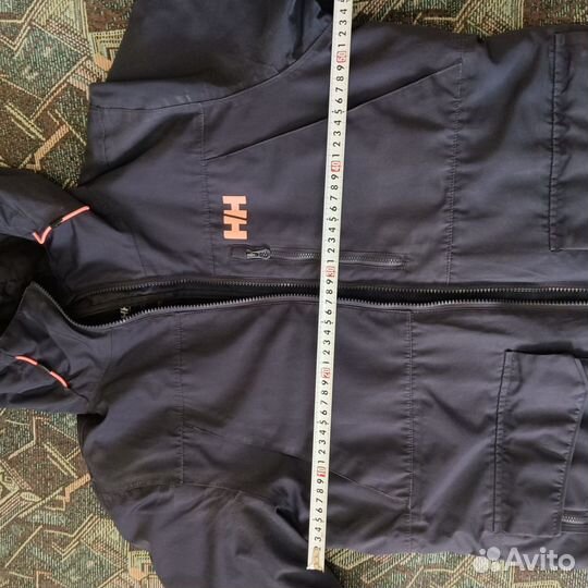 Куртка демисезонная helly hansen, M