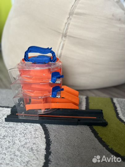 Hot wheels набор