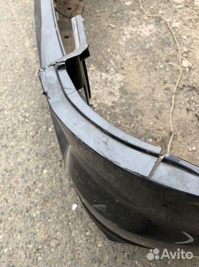 Бампер задний на Mitsubishi Outlander 3