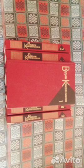 Книги в ассортименте