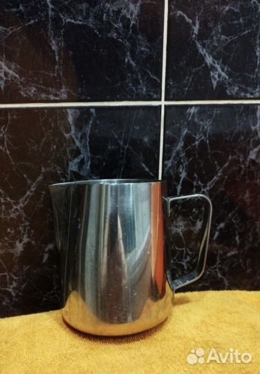 Питчер для молока