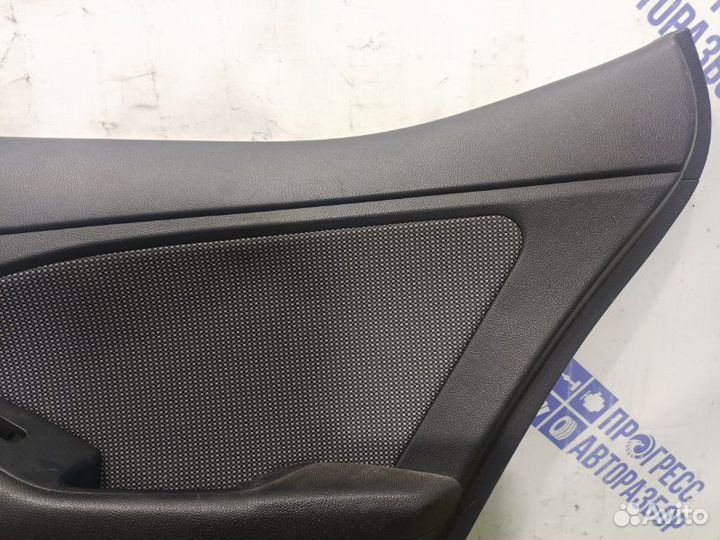 Дверная карта задняя правая Kia Optima седан 2.0