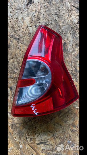 Фонарь задний правый Renault Sandero 2009