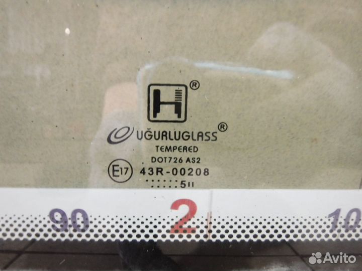 Стекло боковое левое Ford Transit VI