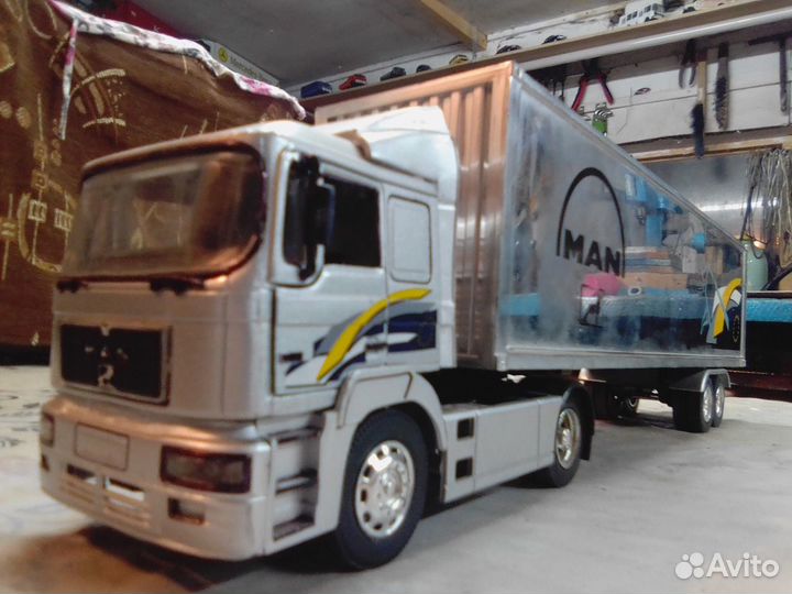 Грузовики 1/32