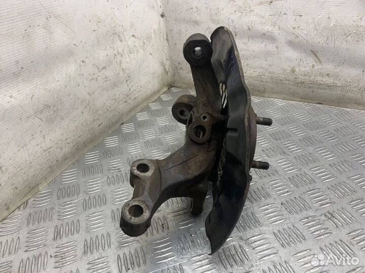 Кулак поворотный передний левый Lexus Es350 GSV40