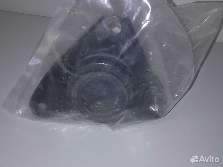 Опора двигателя правая cerato 09, forte 09, ceed