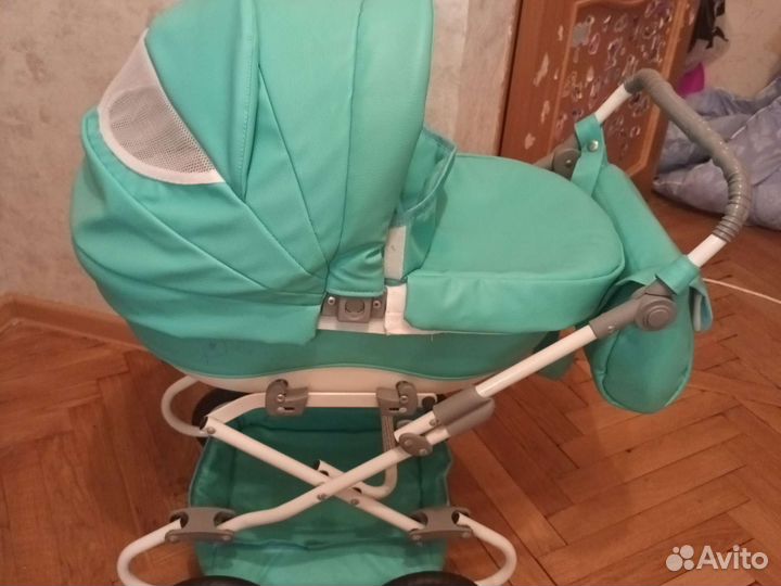 Детская коляска для кукол