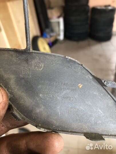 Заглушка буксировочного крюка opel astra J