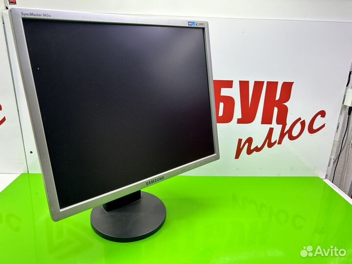 Монитор Samsung 19 дюймов