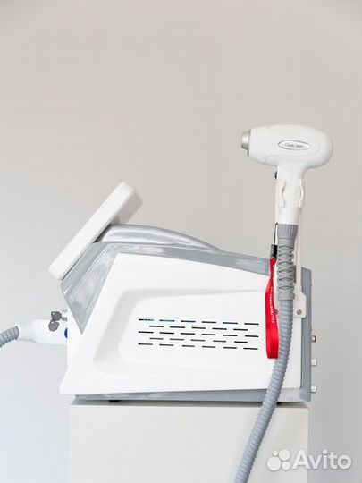 Диодный лазер Medical Hair Control 600 Вт