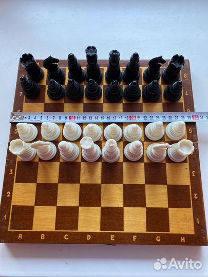 Шахматы СССР карболитовые 3