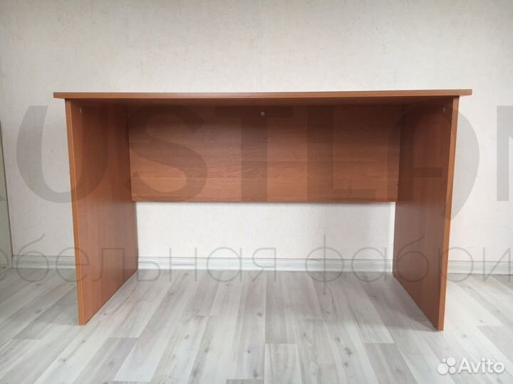 Письменный стол для студента