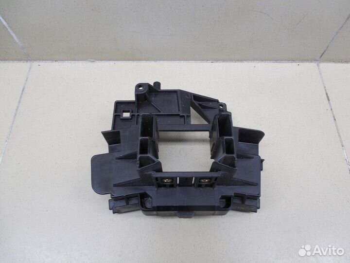 Кронштейн (сопут. товар) Focus II 2008-2011