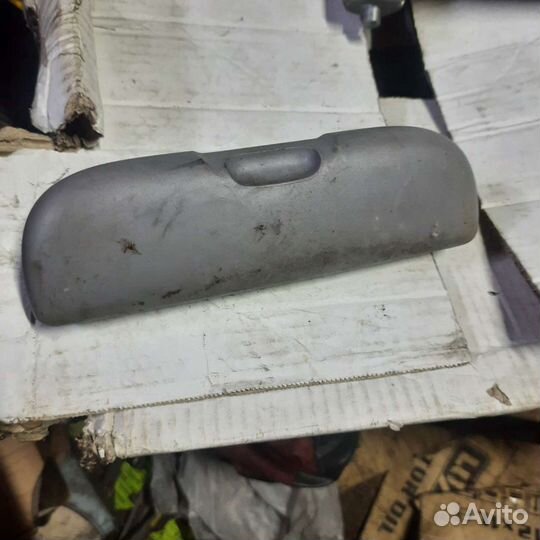 Очешник Nissan Primera P12