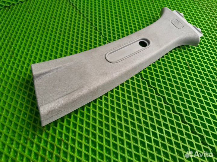 Накладка стойки левая Skoda Fabia fabia хэтчбек II