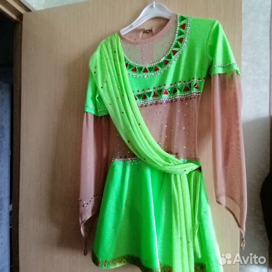 Платье для фигурного катания