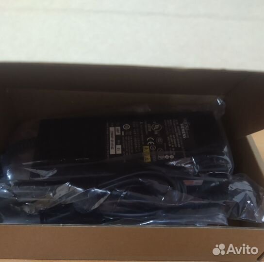 Блок питания для ноутбука Lenovo новый