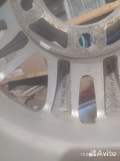 Продам литые диски на Land Cruiser 100