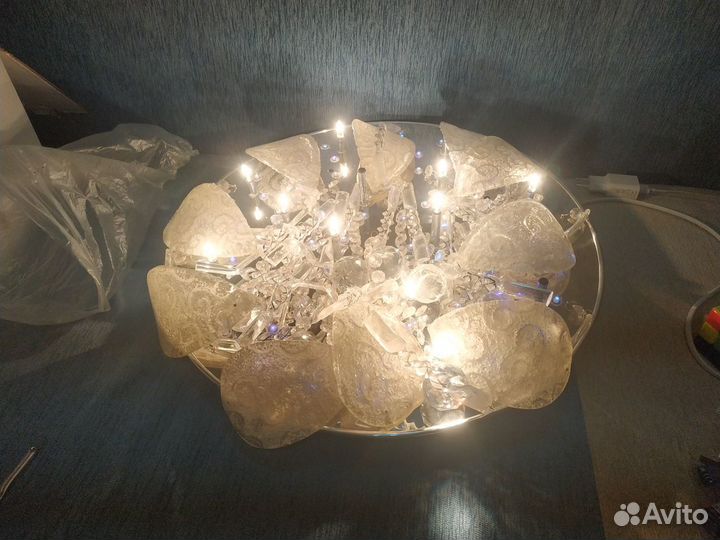 Люстра потолочная с пультом