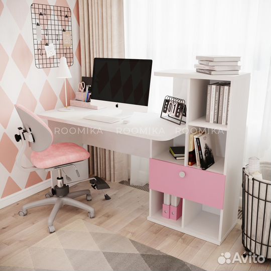 Письменный стол розовый