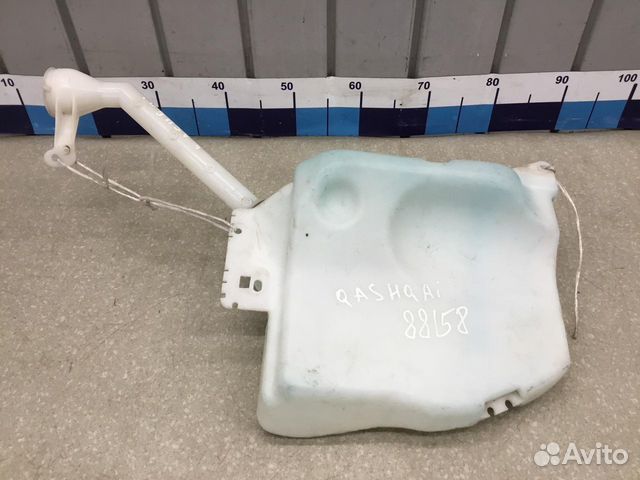 Бачок омывателя лобового стекла Nissan Qashqai (J1