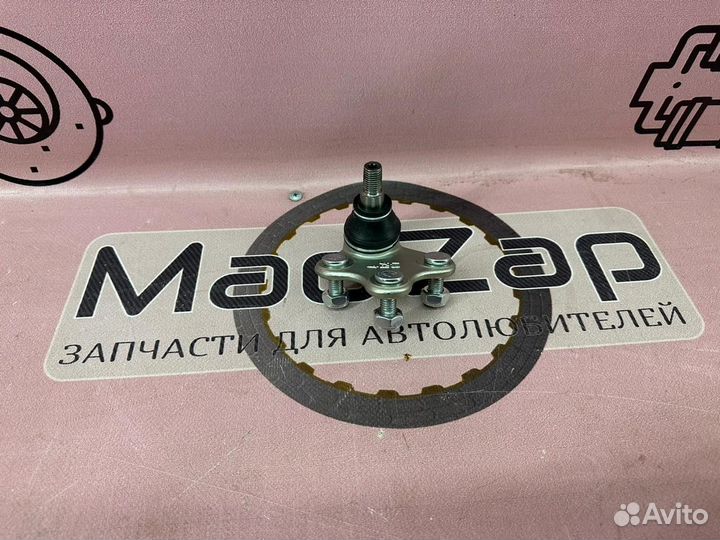 Шаровая опора правая Skoda Rapid 2012-2019 SAT