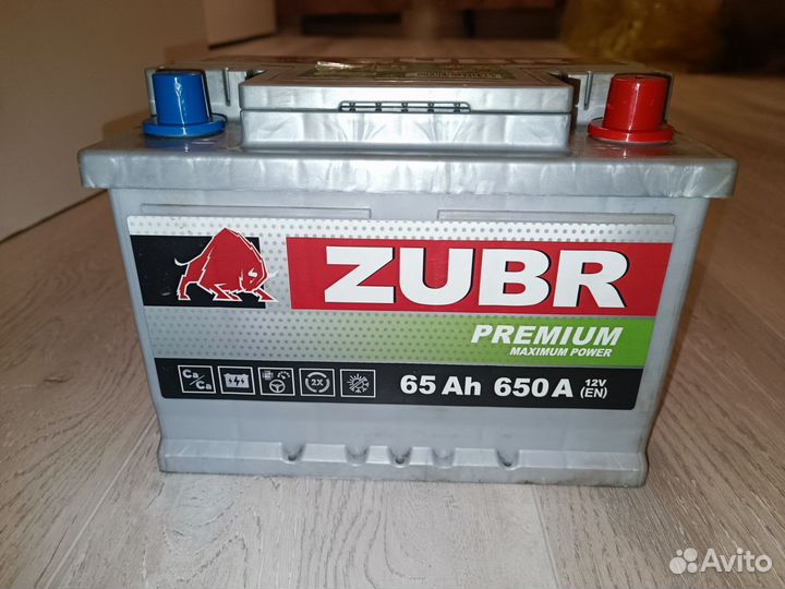 Аккумулятор 65A евро zubr Premium (0) п.т. 650A