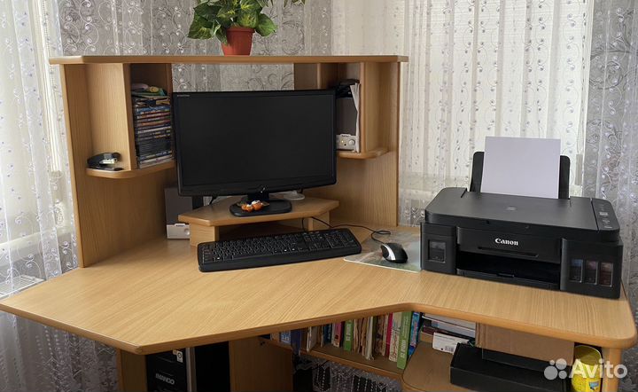 Компьютерный стол + тумба