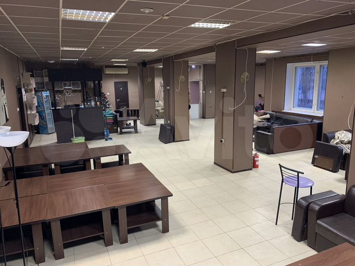 Свободного назначения, 180 м²