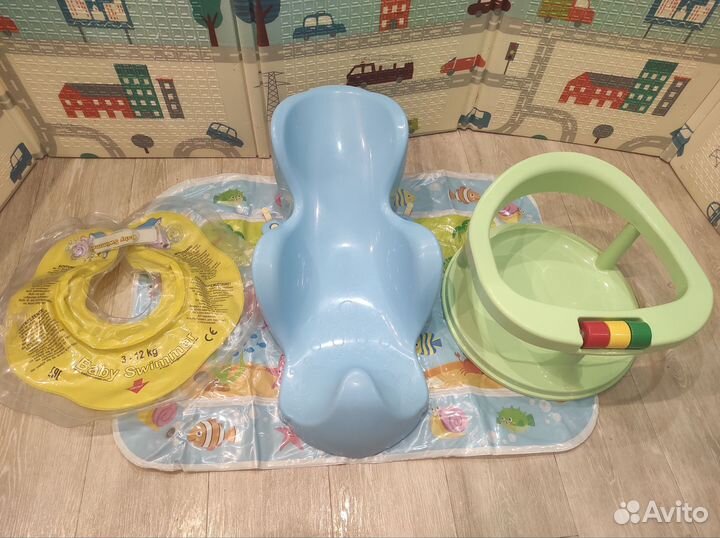 Горка, стульчик и круг для купания, разв. коврик