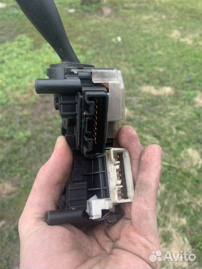 Подрулевой переключатель rav4