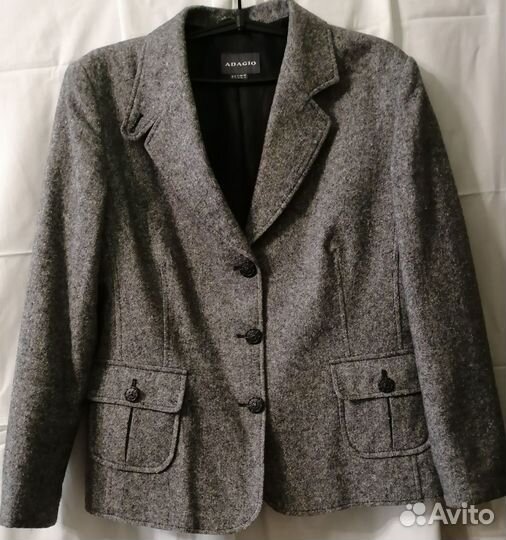 Женские пиджаки, костюмы