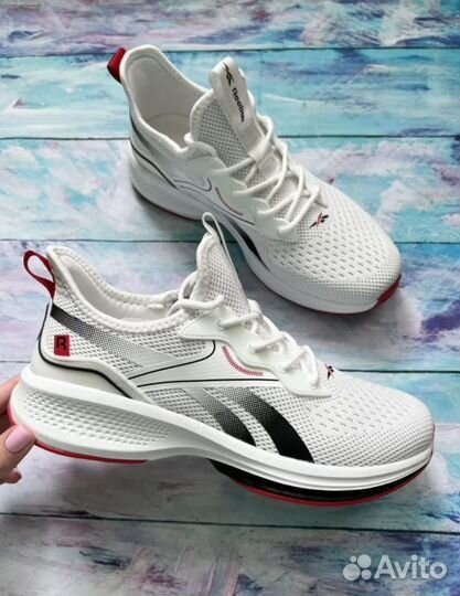 Р.45 Reebok мужские кроссовки новые