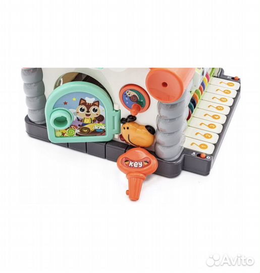 Развивающий бизиборд домик новый свет,звук