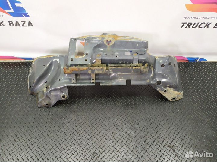 2256885 Брызговик крыла переднего левого